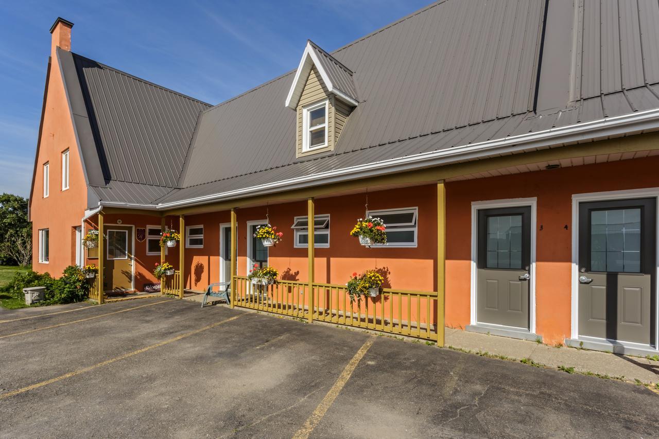 Auberge De L'Anse Rivière-du-Loup Esterno foto